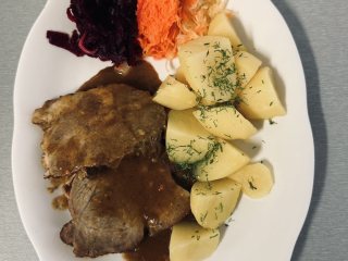 Roasted pork neck